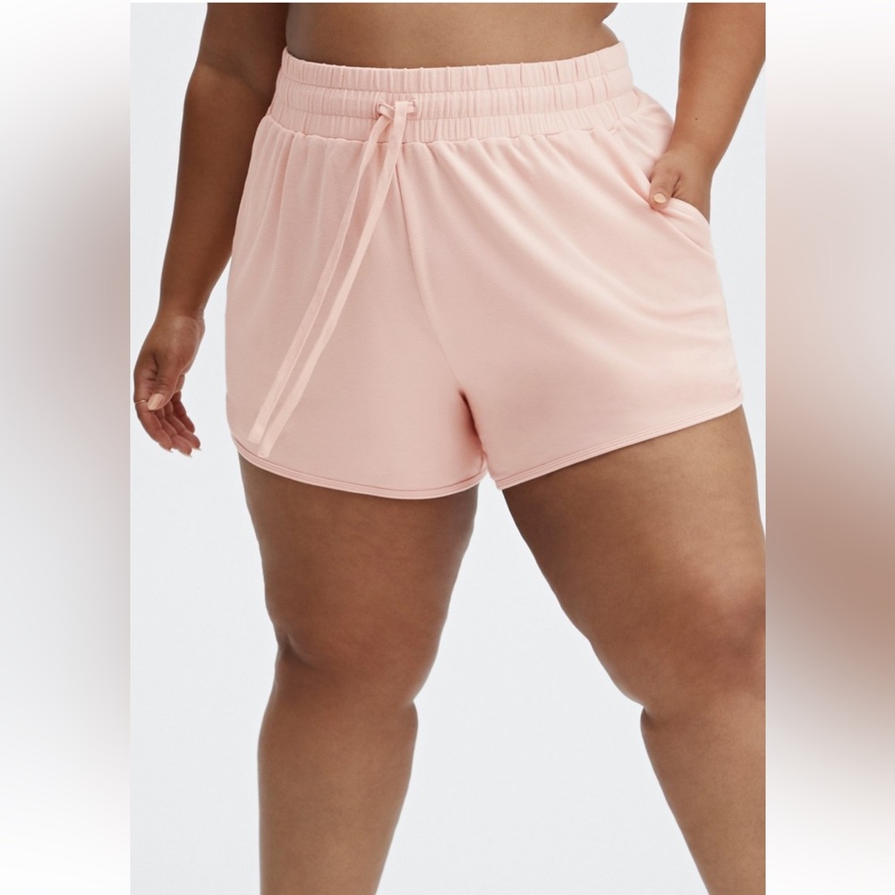 ✨NWT✨Fabletics Lounge Terry Gym Shorts✨